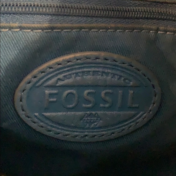 Royal blue fossil purse - Picture 4 of 4